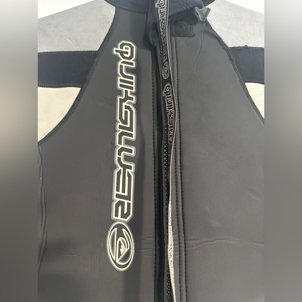 Quicksilver wetsuit - Picture 8 of 9